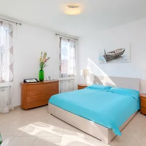  Apartment Convenient In Italien