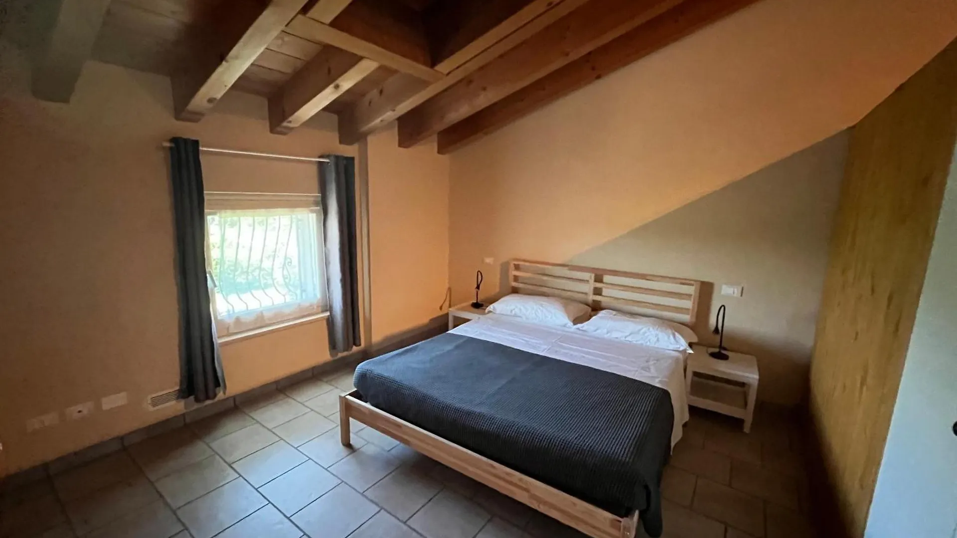 Agriturismo Il Fontanile Valeggio sul Mincio 0*,  Italien